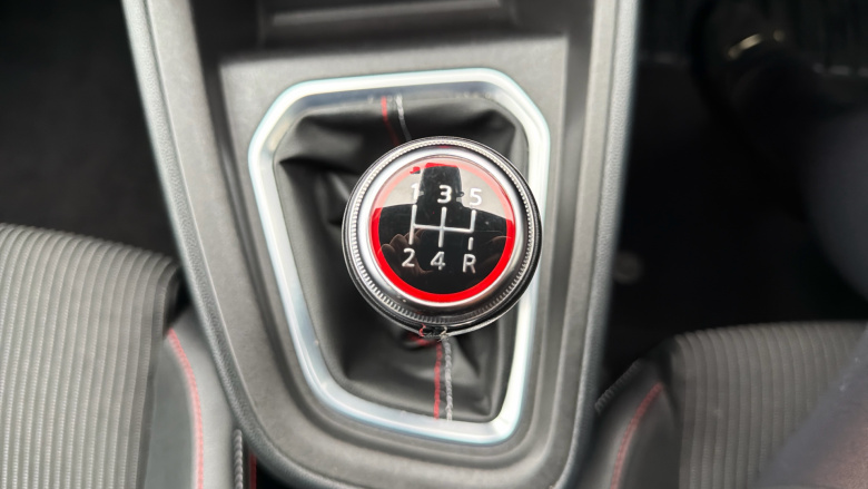 Renault Clio 1.0 TCe 100 RS Line 5dr Petrol Hatchback